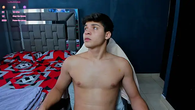 Snapshot of baby_david_03 chatting on February 2026 09:53:02 PM baby david 03 online show from February 2026 09:53:02 PM