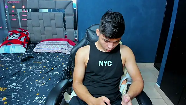 Snapshot of baby_david_03 chatting on February 2026 04:52:01 AM baby david 03 online show from February 2026 04:52:01 AM