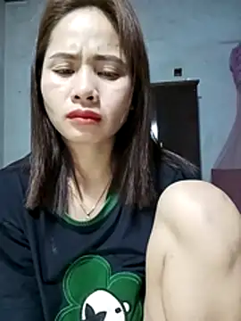 Snapshot of Chmdiemd chatting on February 2026 11:44:02 PM Chmdiemd online show from February 2026 11:44:02 PM