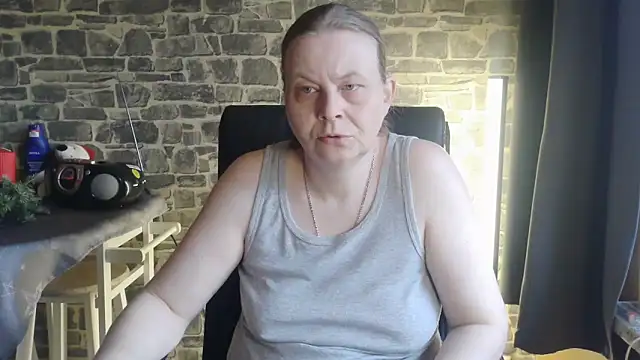 Diamond Bite online show from December 2025 07:24:01 AM