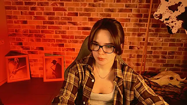 May Bloom online show from February 2026 02:49:01 PM