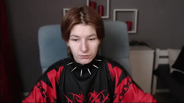 guitarandangell online show from December 2025 12:20:01 PM