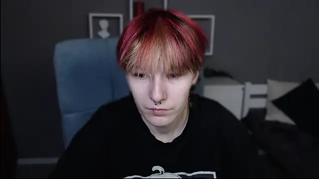 guitarandangell online show from March 2026 12:11:01 PM