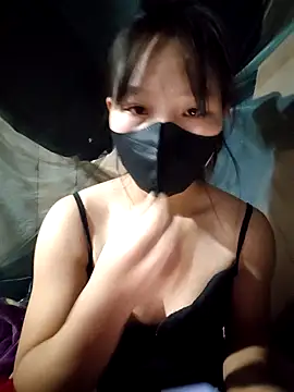 linh-miu99 online show from November 2025 01:37:01 AM