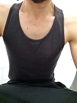 16enes16 online show from November 2025 03:33:02 PM