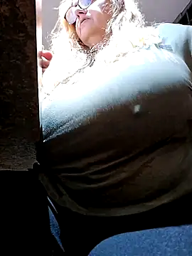 JennyInVegas online show from March 2026 03:05:04 PM