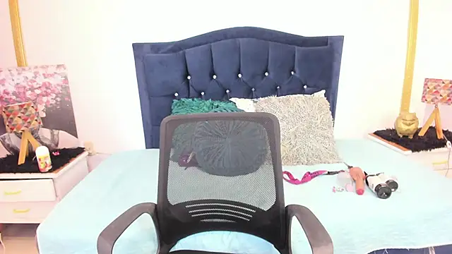 Inaya Khalifa online show from March 2026 12:45:01 AM