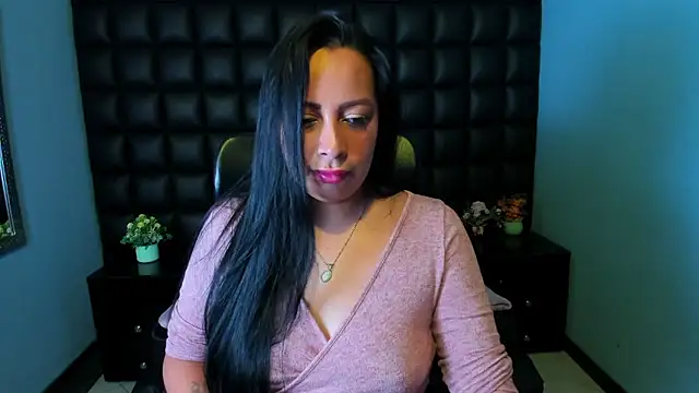 AshleyMontenegro online show from January 2026 07:49:02 PM