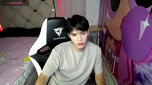 Snapshot of hyun_jin_ chatting on October 2025 08:31:01 PM hyun jin  online show from October 2025 08:31:01 PM