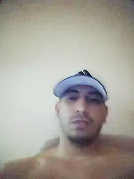 Snapshot of villamarinalvarez25 chatting on October 2025 04:24:01 AM villamarinalvarez25 online show from October 2025 04:24:01 AM