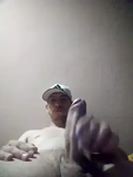 Snapshot of villamarinalvarez25 chatting on November 2025 05:32:02 AM villamarinalvarez25 online show from November 2025 05:32:02 AM