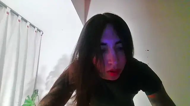 Snapshot of valeriahornier chatting on June 2026 02:57:01 AM valeriahornier online show from June 2026 02:57:01 AM