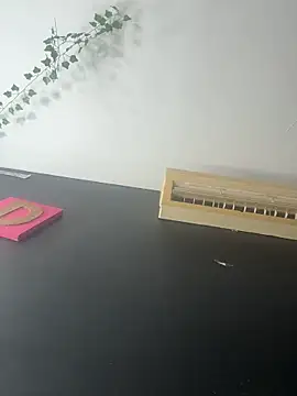 Snapshot of milky_denni chatting on October 2025 04:37:01 AM milky denni online show from October 2025 04:37:01 AM