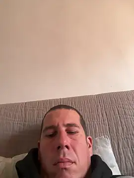 Szeximado31 online show from April 2026 05:40:01 AM