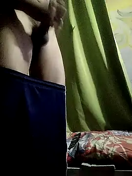 Snapshot of Pedropuente200 chatting on November 2025 12:37:02 PM Pedropuente200 online show from November 2025 12:37:02 PM