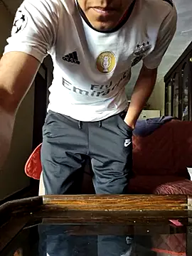 Snapshot of Pedropuente200 chatting on January 2026 05:27:01 PM Pedropuente200 online show from January 2026 05:27:01 PM