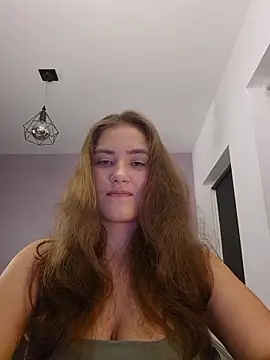 MiaRides19 online show from November 2025 08:46:02 PM