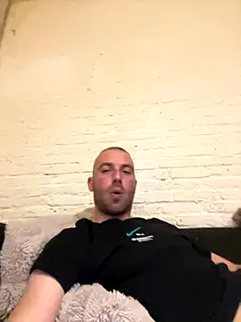 Rotteei1 online show from December 2025 09:53:01 PM