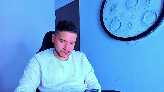 mike 257 online show from April 2026 11:33:01 AM