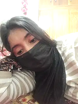 Hot Angle online show from November 2025 03:40:01 PM