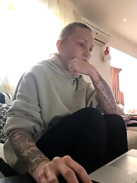 Snapshot of alythea chatting on February 2026 11:42:02 AM alythea online show from February 2026 11:42:02 AM