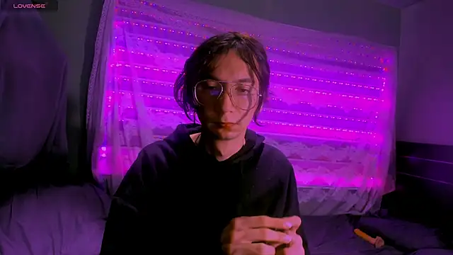 najimi uwu online show from November 2025 07:24:01 PM