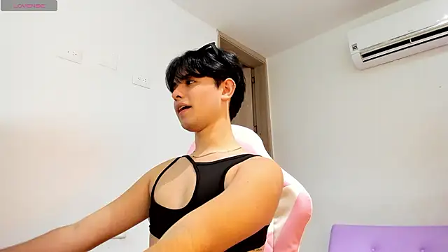 Snapshot of Sweet_Beomm chatting on February 2026 03:57:01 PM Sweet Beomm online show from February 2026 03:57:01 PM