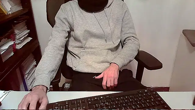 topg84 online show from November 2025 06:32:01 PM