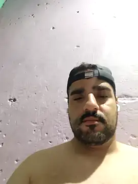 Snapshot of gusto14cm chatting on February 2026 05:03:02 AM gusto14cm online show from February 2026 05:03:02 AM