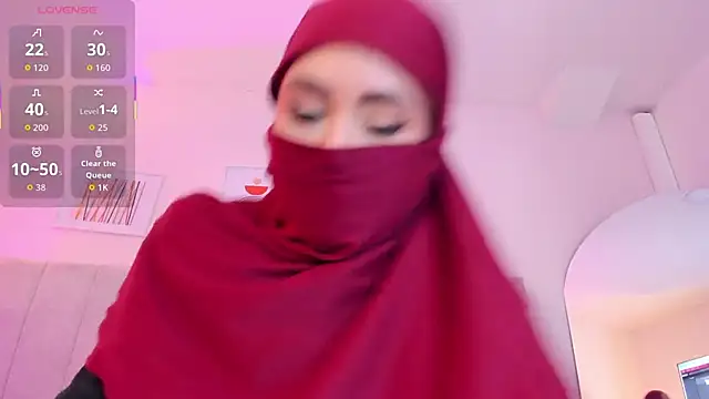 Snapshot of fatiima_ chatting on November 2025 07:01:02 PM fatiima online show from November 2025 07:01:02 PM