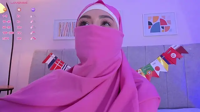 fatiima  online show from July 2026 07:09:01 PM