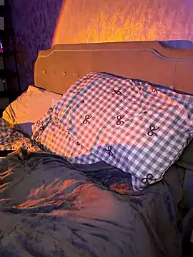 Ellieskyyee1 online show from March 2026 09:22:02 PM