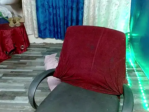 pretty petite asian143 online show from April 2026 01:34:01 PM