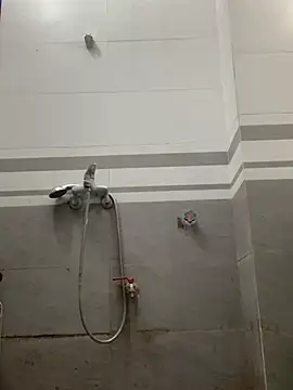 HinayLa online show from April 2026 03:06:01 PM