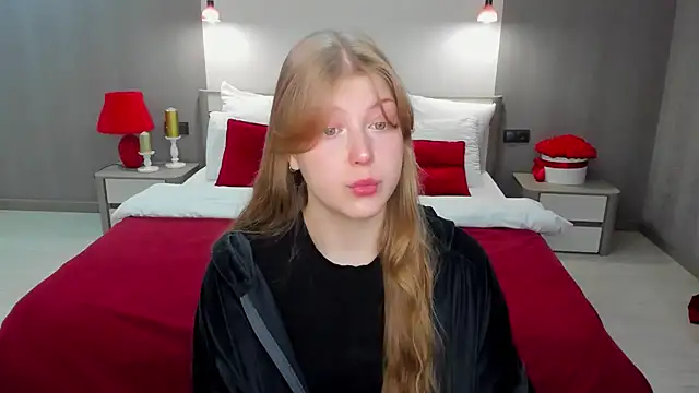 Stella Light online show from November 2025 04:29:02 AM