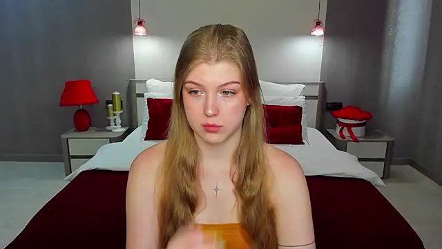 Snapshot of Stella_Light chatting on June 2026 05:26:02 AM Stella Light online show from June 2026 05:26:02 AM