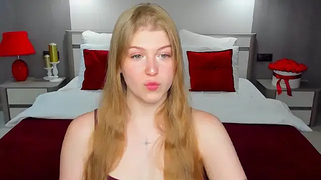 Snapshot of Stella_Light chatting on June 2026 05:01:02 PM Stella Light online show from June 2026 05:01:02 PM