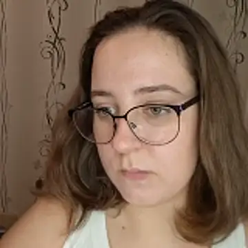 Snapshot of Bell_Gabi chatting on November 2025 06:52:02 PM Bell Gabi online show from November 2025 06:52:02 PM