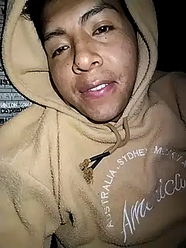Snapshot of Willianroman chatting on October 2025 10:49:02 AM Willianroman online show from October 2025 10:49:02 AM