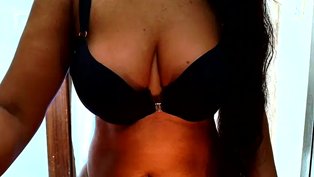 CindiBibi online show from April 2026 05:51:02 AM