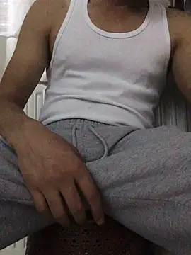 Axe-man 44 online show from October 2025 05:13:02 PM