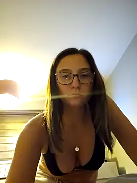 Snapshot of SashaBabyxx chatting on November 2025 08:00:01 PM SashaBabyxx online show from November 2025 08:00:01 PM