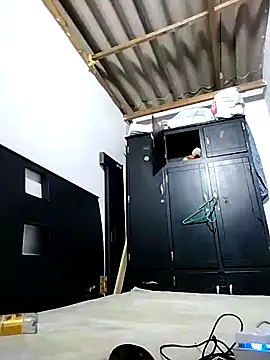 LyliaWood online show from October 2025 02:12:02 AM