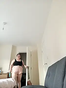 Maya 29x online show from October 2025 03:51:01 PM