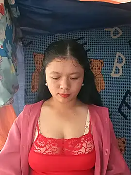 lisa-bae00 online show from December 2025 03:00:01 AM