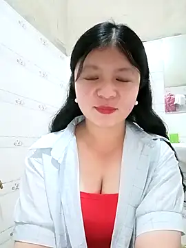 lisa-bae00 online show from March 2026 12:38:02 PM