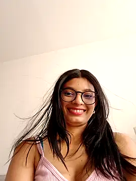 Snapshot of michellx_ chatting on October 2025 08:20:01 PM michellx  online show from October 2025 08:20:01 PM