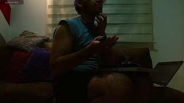 Snapshot of Zac_Golden chatting on July 2026 12:32:02 PM Zac Golden online show from July 2026 12:32:02 PM