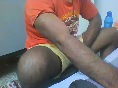 Snapshot of Crazy_Desire123 chatting on November 2025 06:23:01 AM Crazy Desire123 online show from November 2025 06:23:01 AM