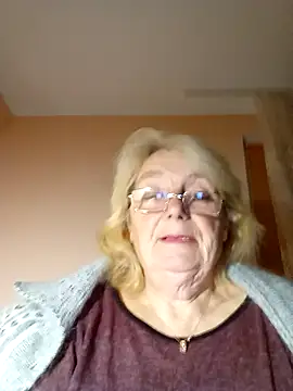 AmyLove353 online show from November 2025 04:33:02 AM